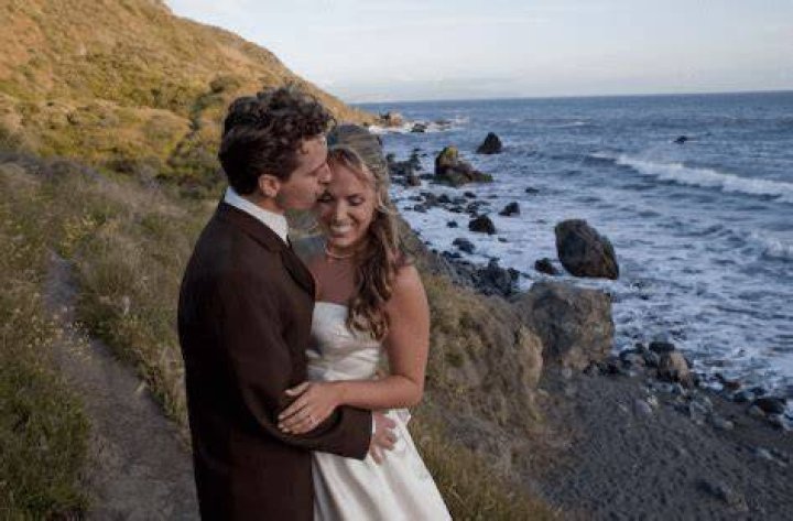 Celebrating Love: The Enchanting David and Rebecca Muir Wedding